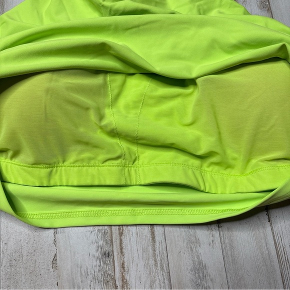 Old Navy Active Powersoft Long Line Sports Bra Top Plus Size 2X Neon Green - Picture 7 of 15